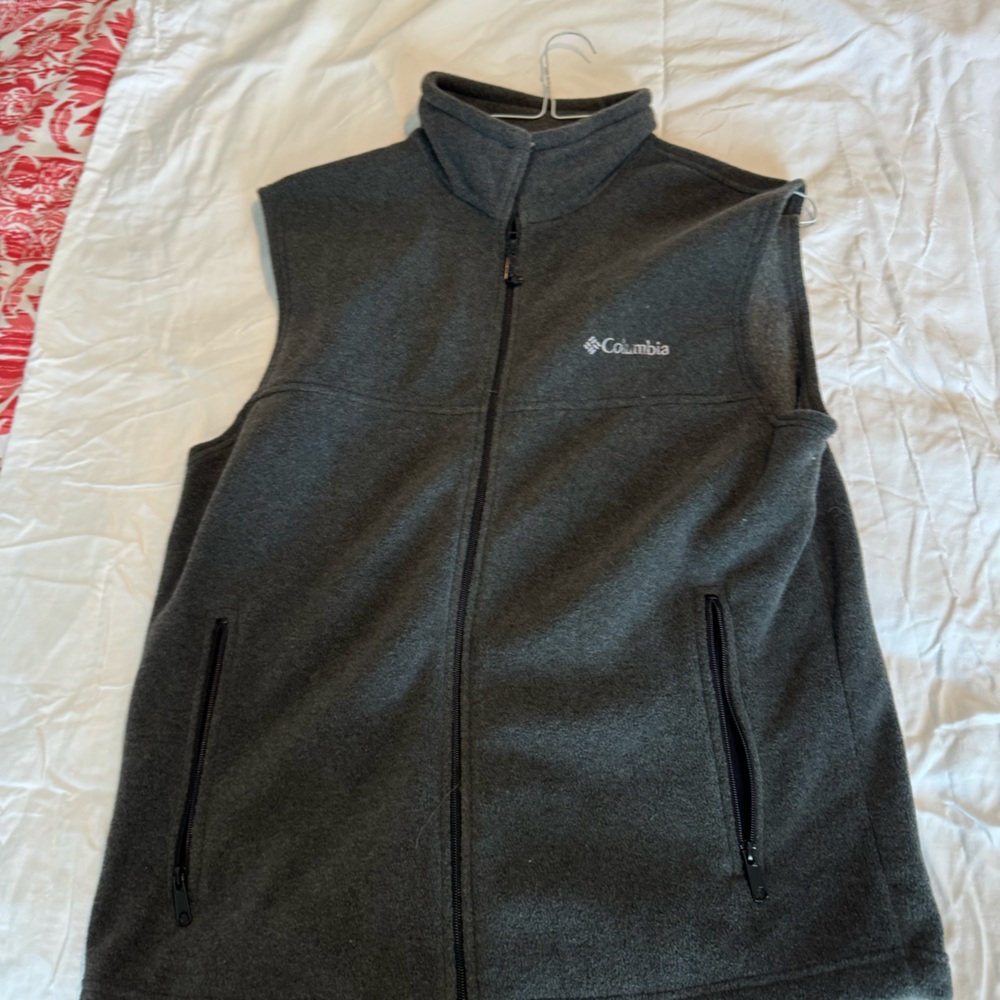Columbia Vest